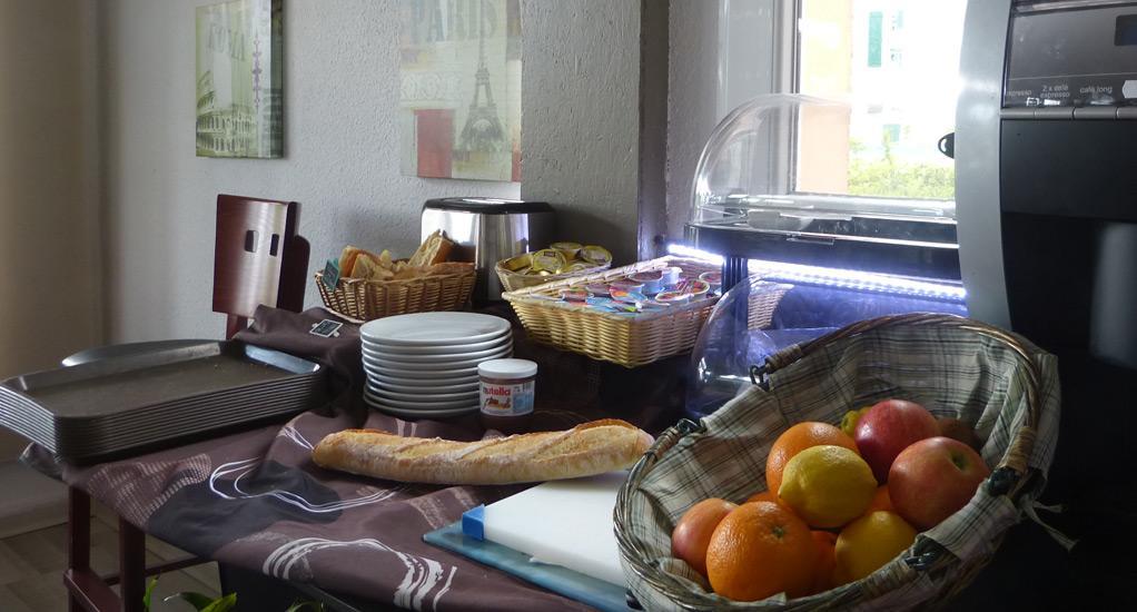 Logis Drom'Sud Hotel Donzère Εξωτερικό φωτογραφία
