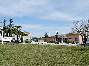 Logis Drom'Sud Hotel Donzère Εξωτερικό φωτογραφία